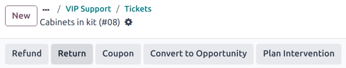 Vista de un ticket de soporte al cliente, aparece el botón para devoluciones.