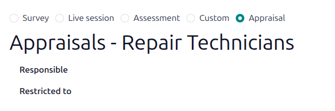 Captura de pantalla donde se muestra la opción "Evaluación" seleccionada en una plantilla dentro de la aplicación Encuesta.