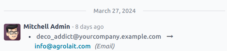 Una imagen del hilo del chatter en la que se ve una actualización al registro del contacto.