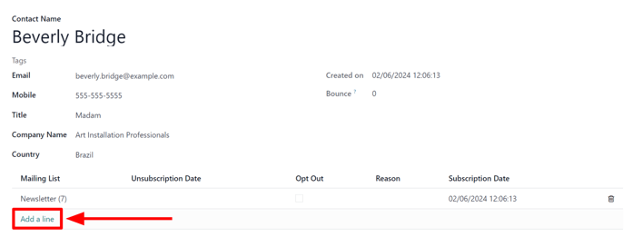 La opción agregar una línea para la lista de correos en el formulario de contacto estándar en la aplicación Marketing por correo de Nexovate.