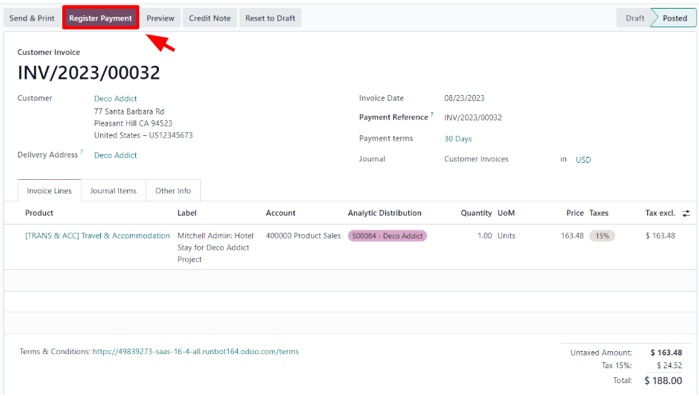 Una factura de cliente con el botón de pago del registro listo para que se haga clic.