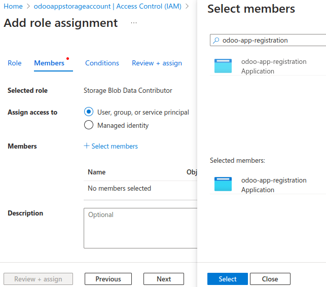 Captura de pantalla donde se muestra el proceso de agregar un miembro a un contenedor.